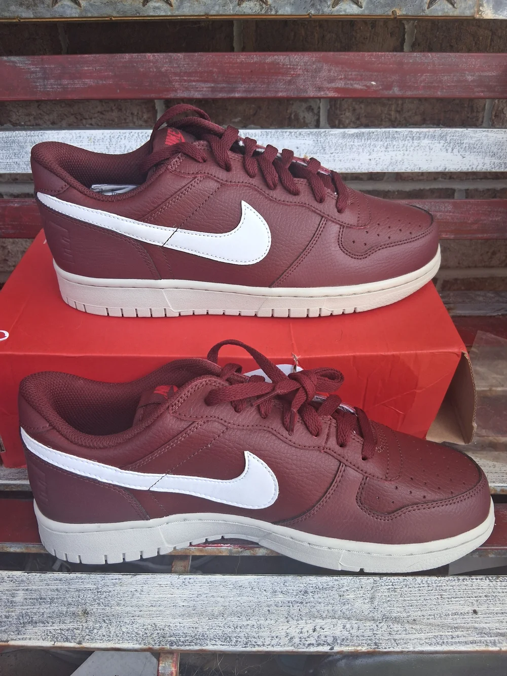 Big Nike  Low-Top Sneakers in Maroon with White Swoosh